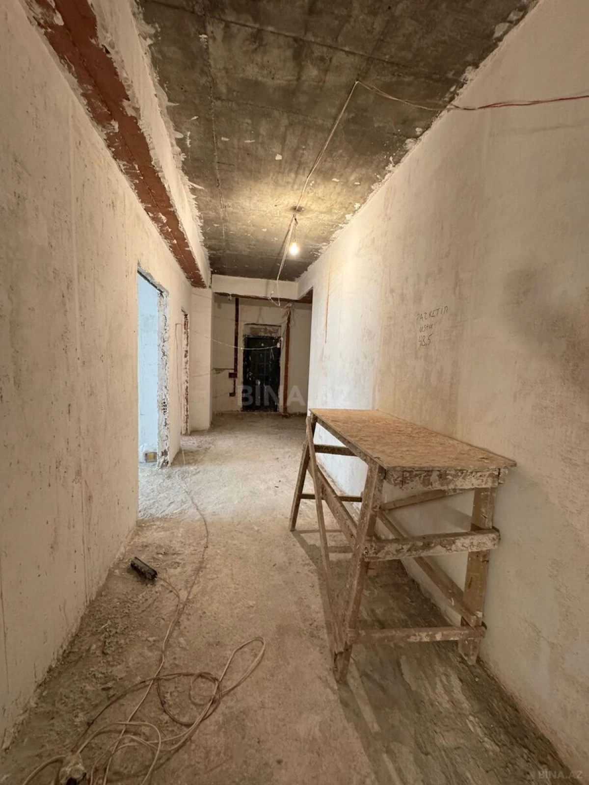 Satılır 3 otaqlı mənzil 125 m²
