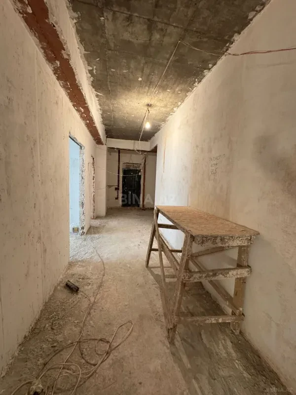 Satılır 3 otaqlı mənzil 125 m²
