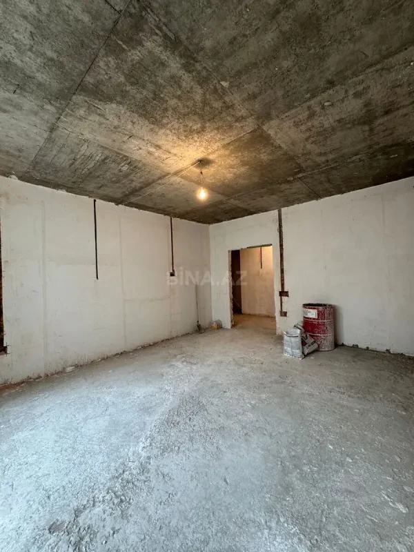 Satılır 3 otaqlı mənzil 125 m²