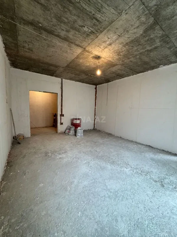 Satılır 3 otaqlı mənzil 125 m²