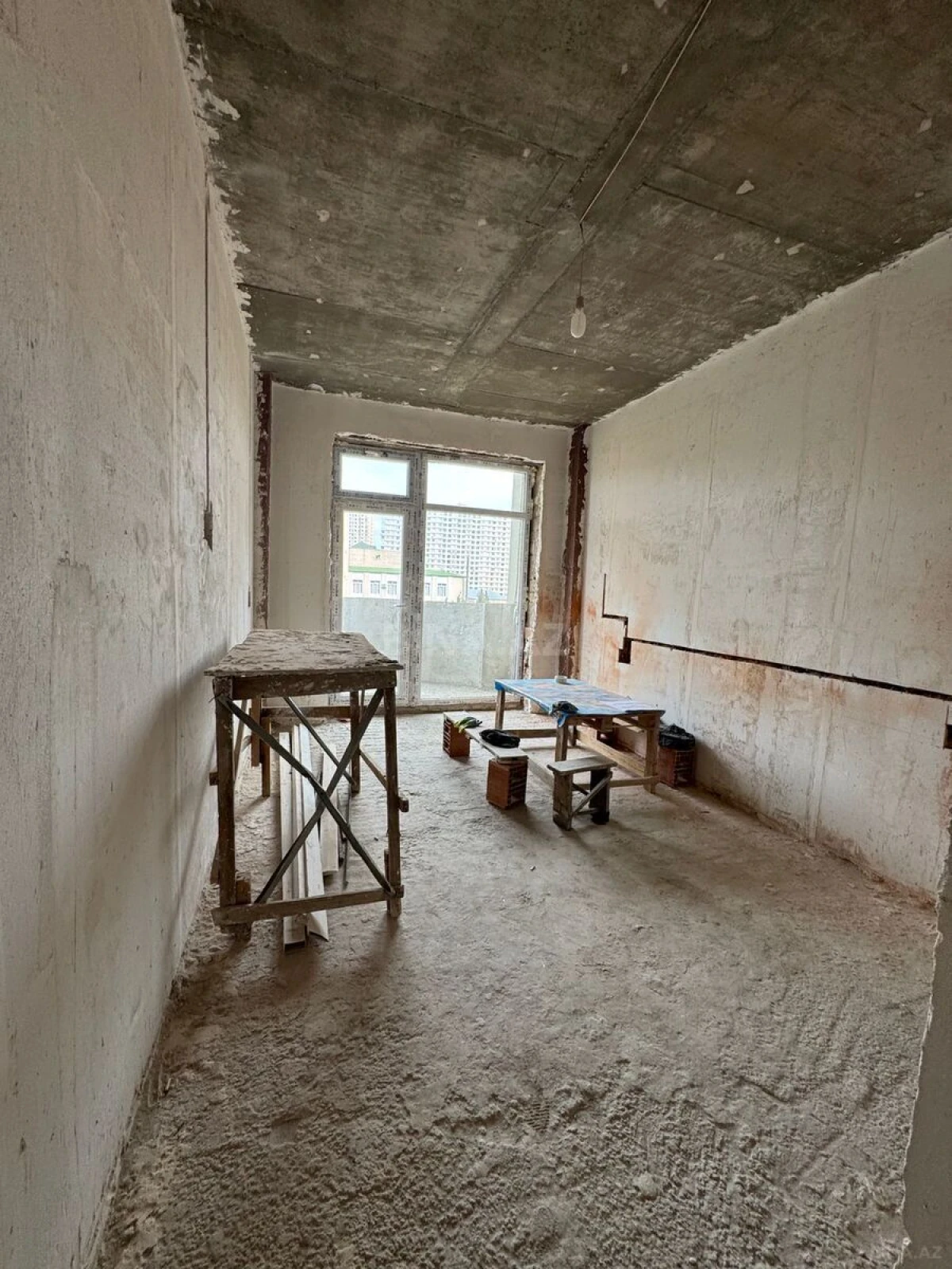 Satılır 3 otaqlı mənzil 125 m²