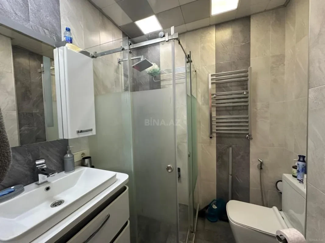 Kirayə verilir 2 otaqlı mənzil 74 m²