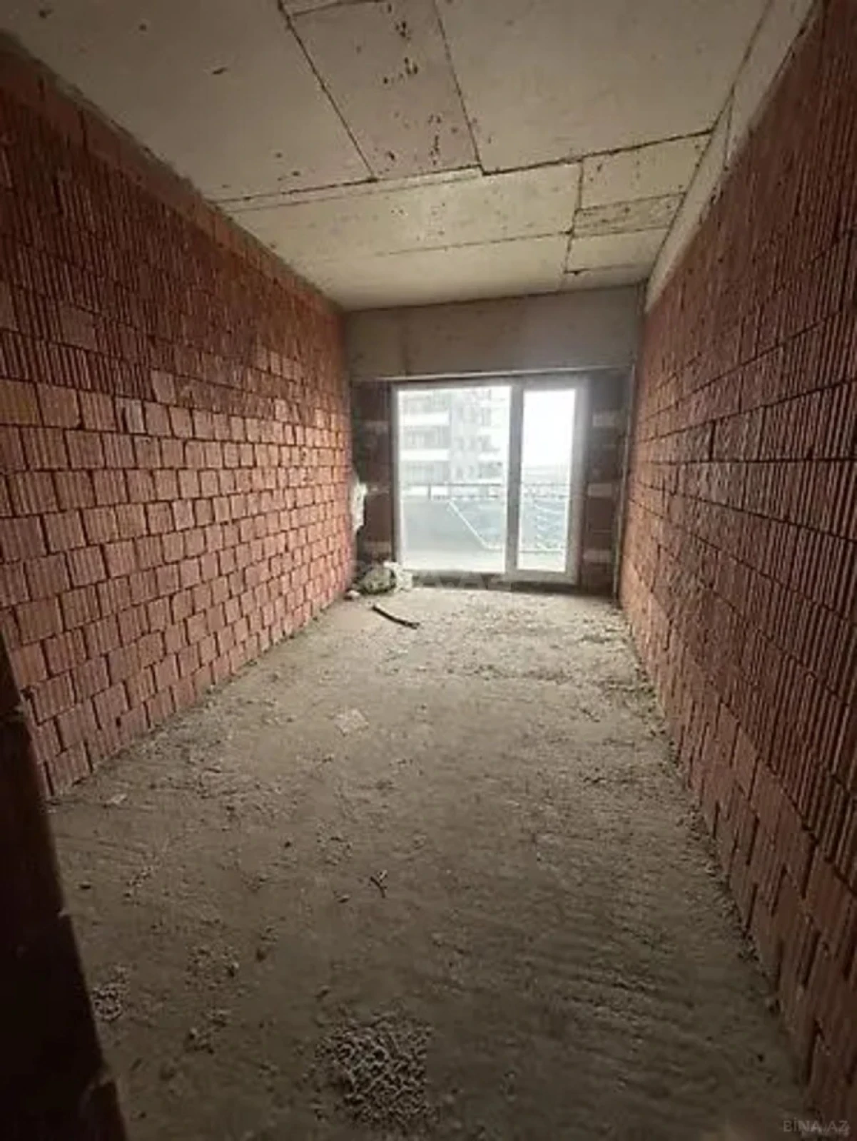 Satılır 2 otaqlı mənzil 90 m²