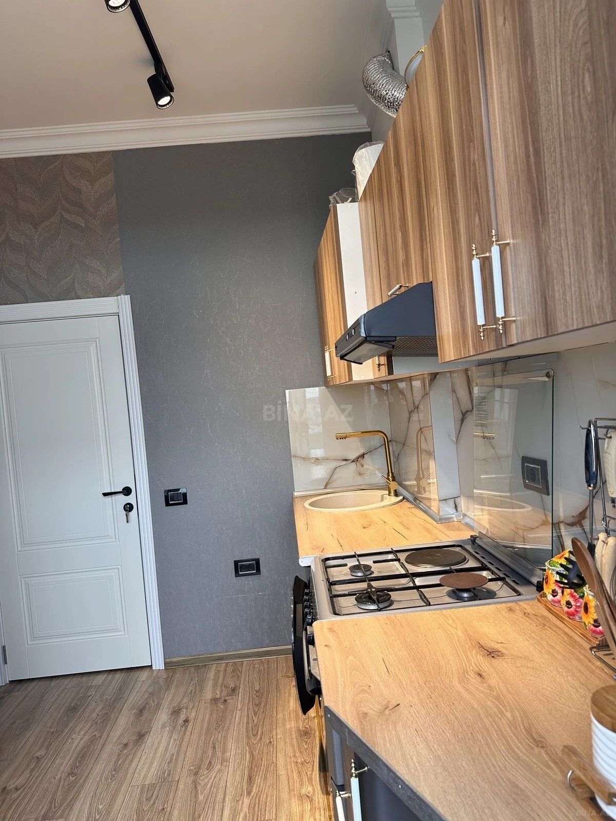 Satılır 2 otaqlı mənzil 52 m²