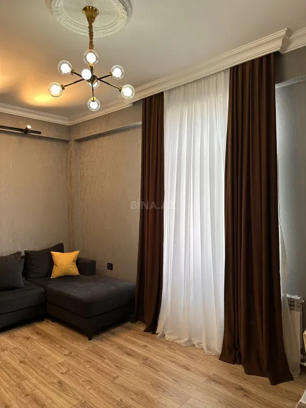 Satılır 2 otaqlı mənzil 52 m²