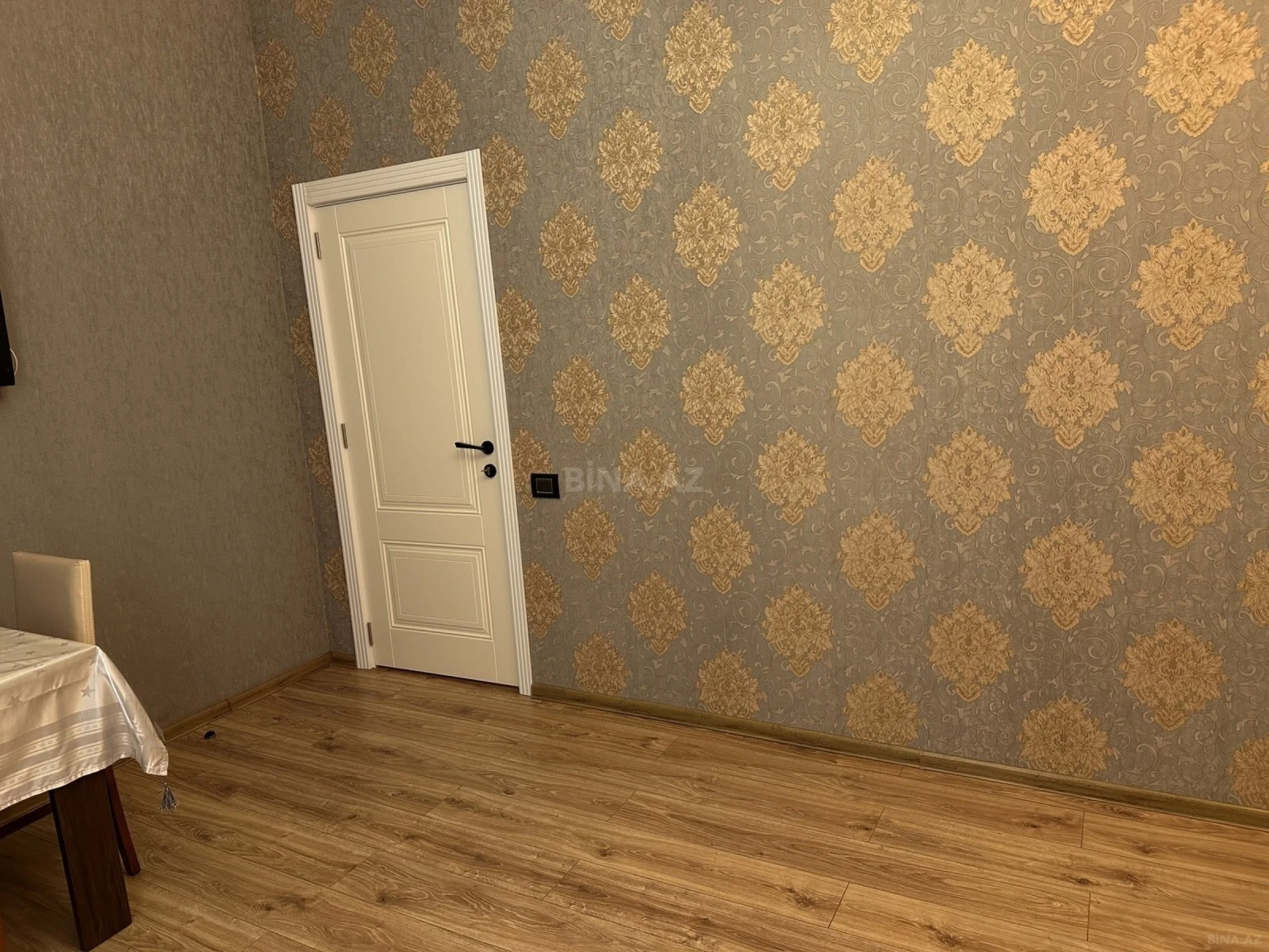 Satılır 2 otaqlı mənzil 52 m²
