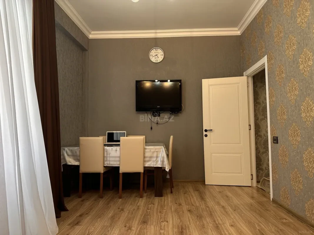 Satılır 2 otaqlı mənzil 52 m²