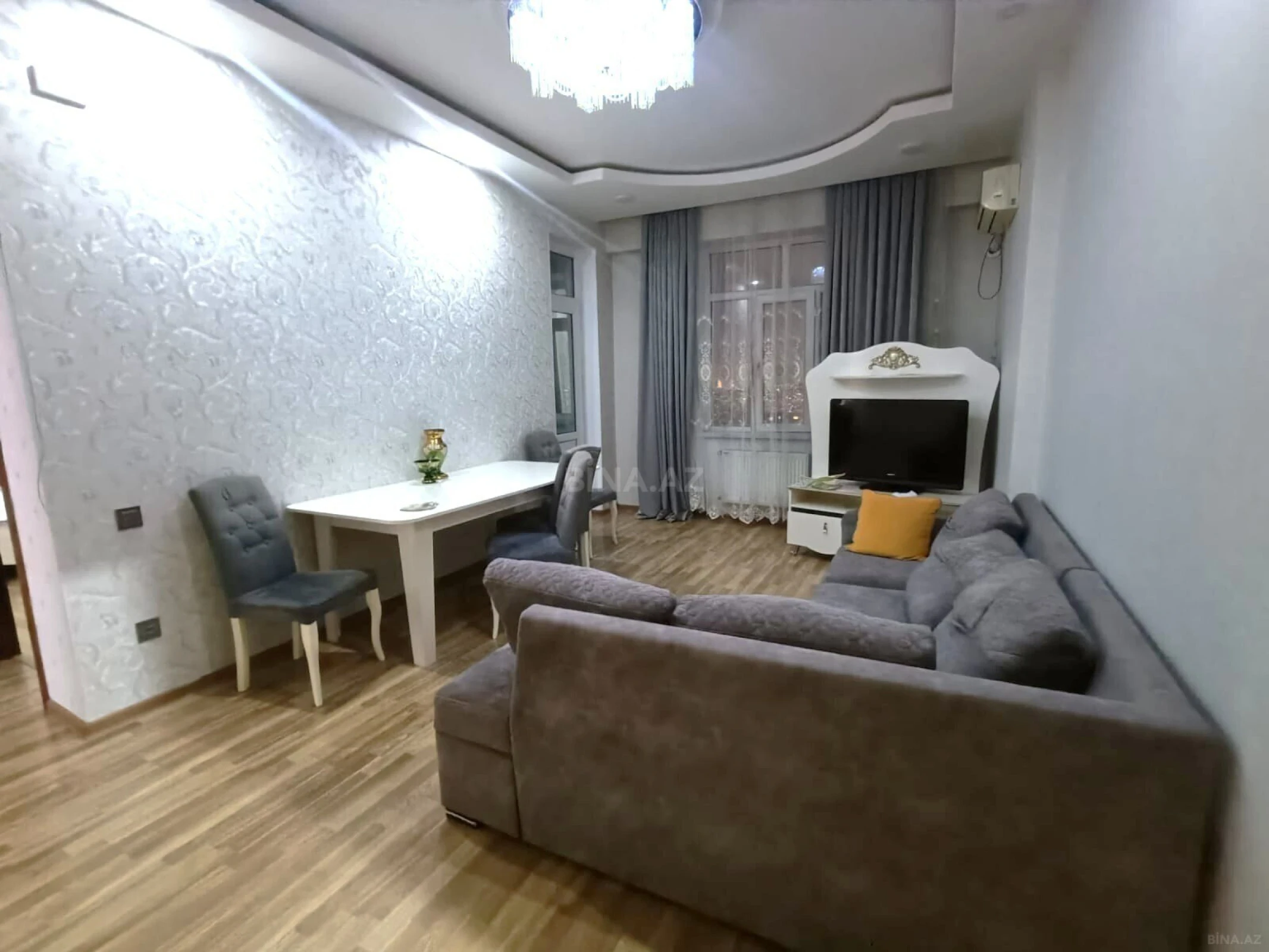 Kirayə verilir 3 otaqlı mənzil 90 m²