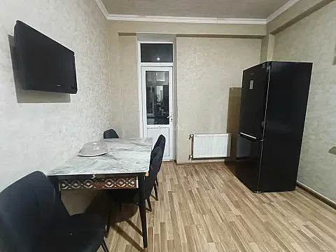 Kirayə verilir 3 otaqlı mənzil 90 m²