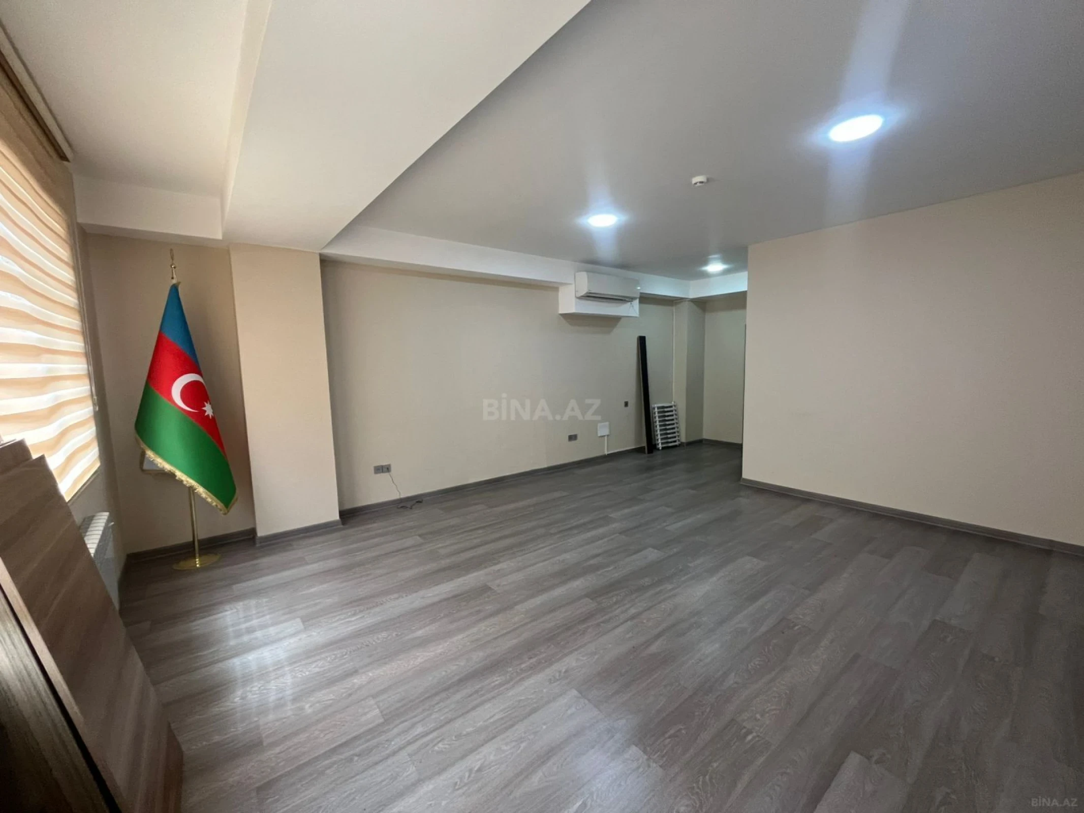 Kirayə verilir 1 otaqlı ofis 40 m²