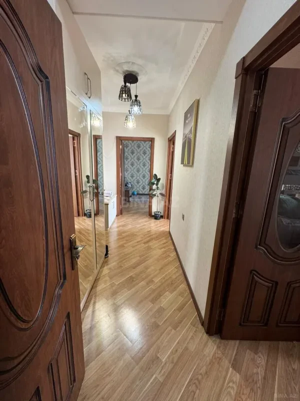 Satılır 2 otaqlı mənzil 65 m²