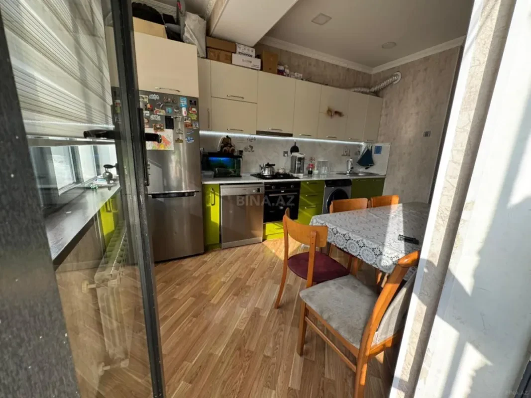 Satılır 2 otaqlı mənzil 65 m²