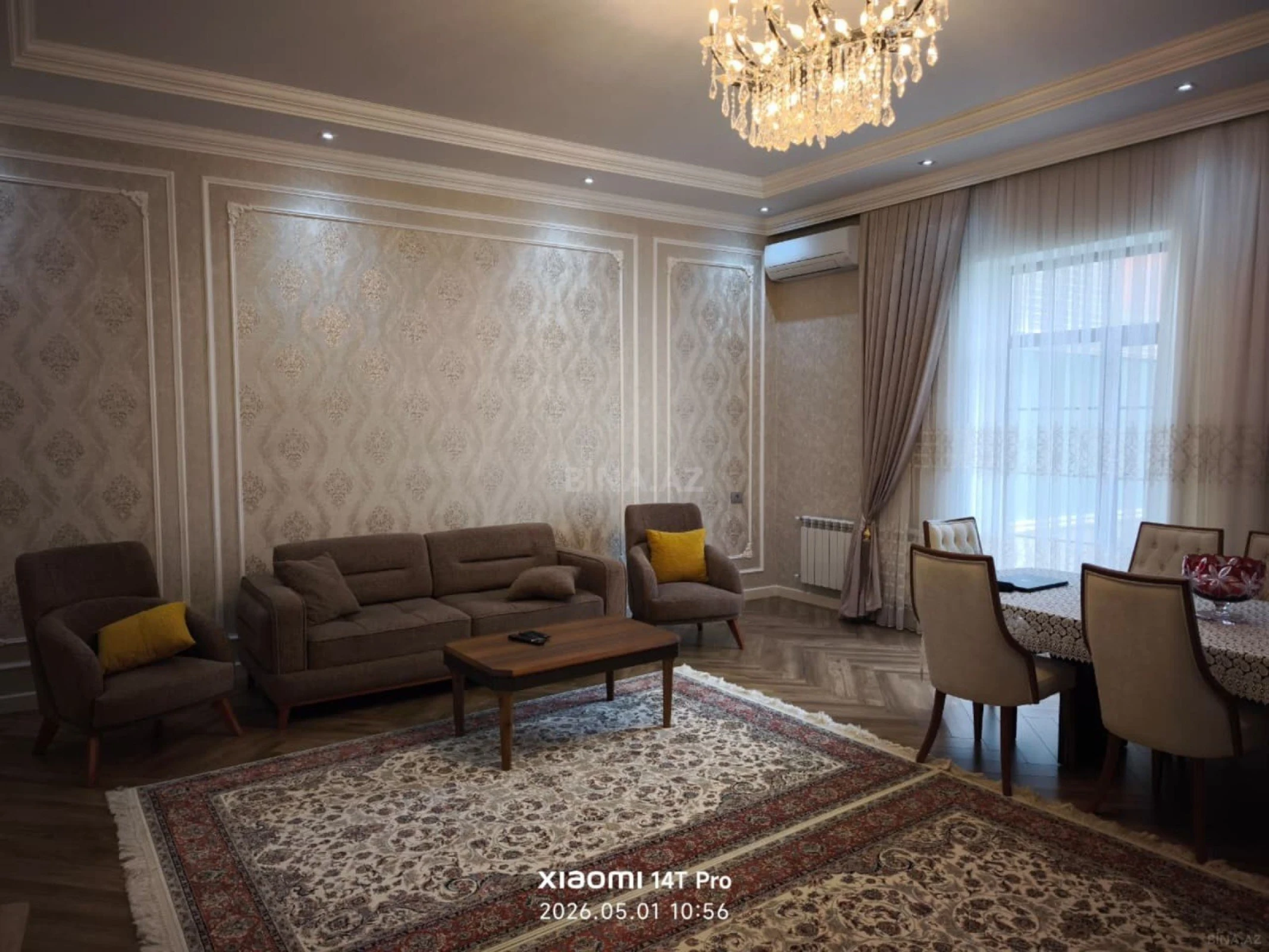 Satılır 5 otaqlı həyət evi 450 m²