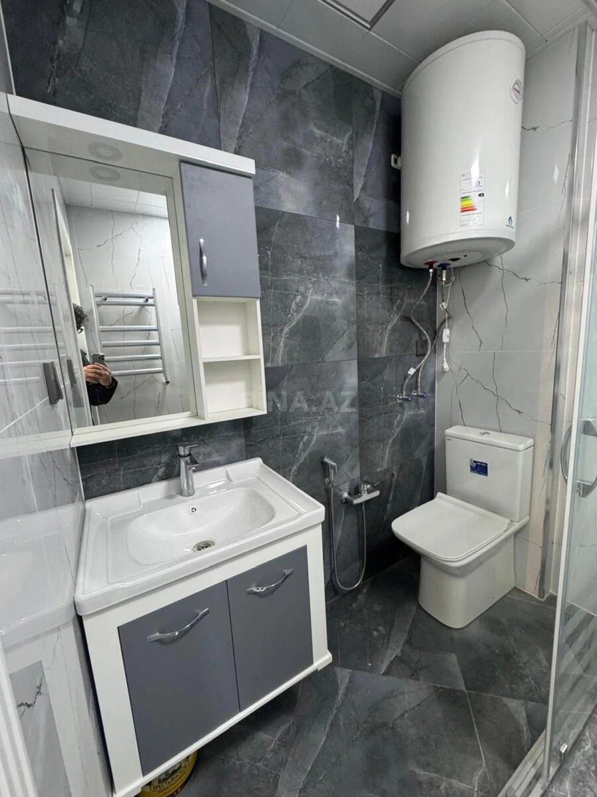 Satılır 2 otaqlı mənzil 55 m²