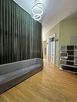 Kirayə verilir 3 otaqlı ofis 130 m²