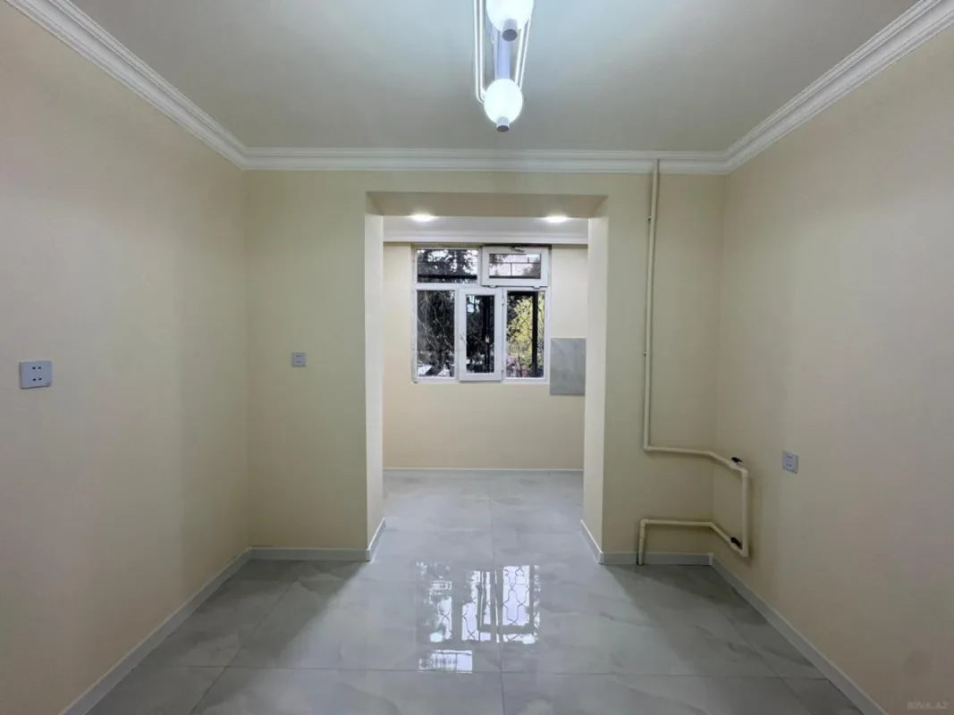 Satılır 4 otaqlı mənzil 105 m²