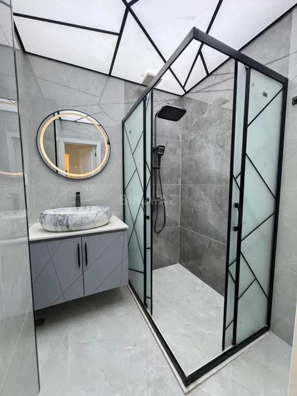 Satılır 4 otaqlı mənzil 105 m²