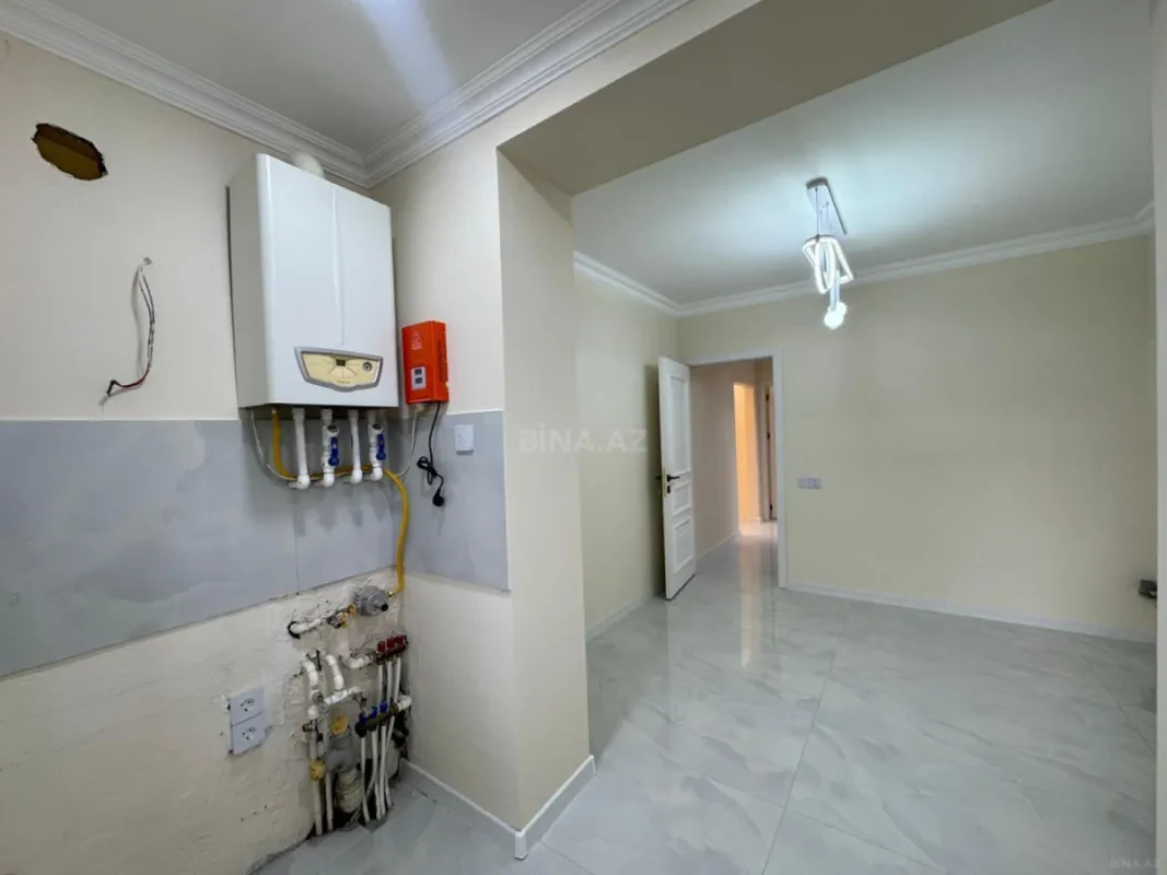 Satılır 4 otaqlı mənzil 105 m²