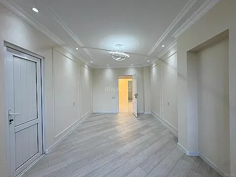 Satılır 4 otaqlı mənzil 105 m²