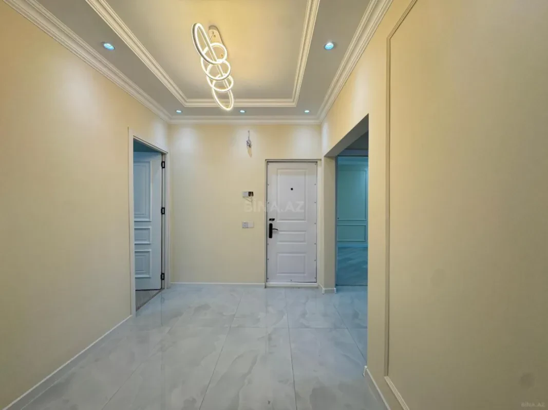Satılır 4 otaqlı mənzil 105 m²