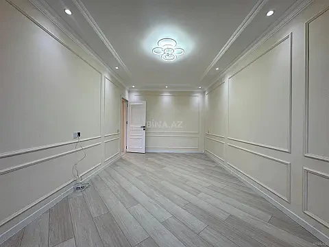 Satılır 4 otaqlı mənzil 105 m²