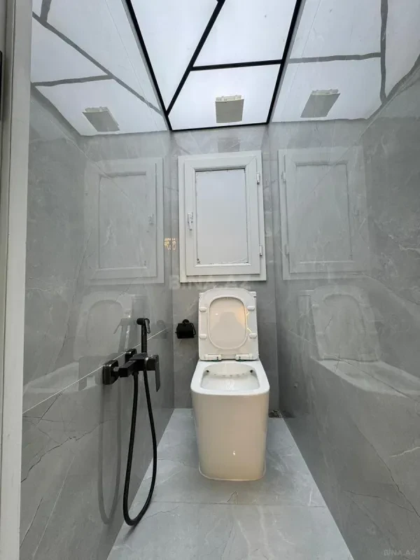 Satılır 4 otaqlı mənzil 105 m²
