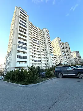 Satılır 3 otaqlı mənzil 122 m² — Bakı 3 otaq 122.00 m²