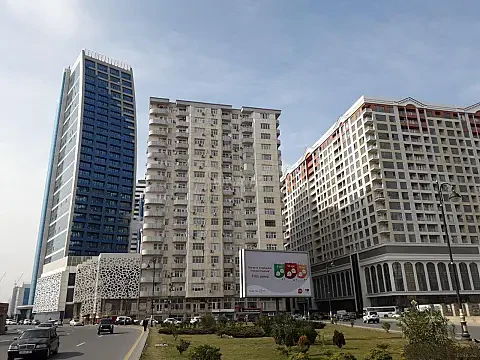 Kirayə verilir 3 otaqlı mənzil 120 m² — Bakı, Xətai 3 otaq 120.00 m²