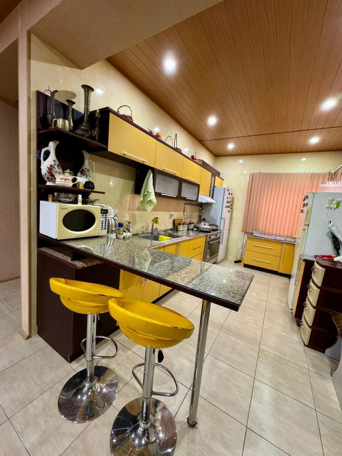 Kirayə verilir 6 otaqlı həyət evi 200 m²