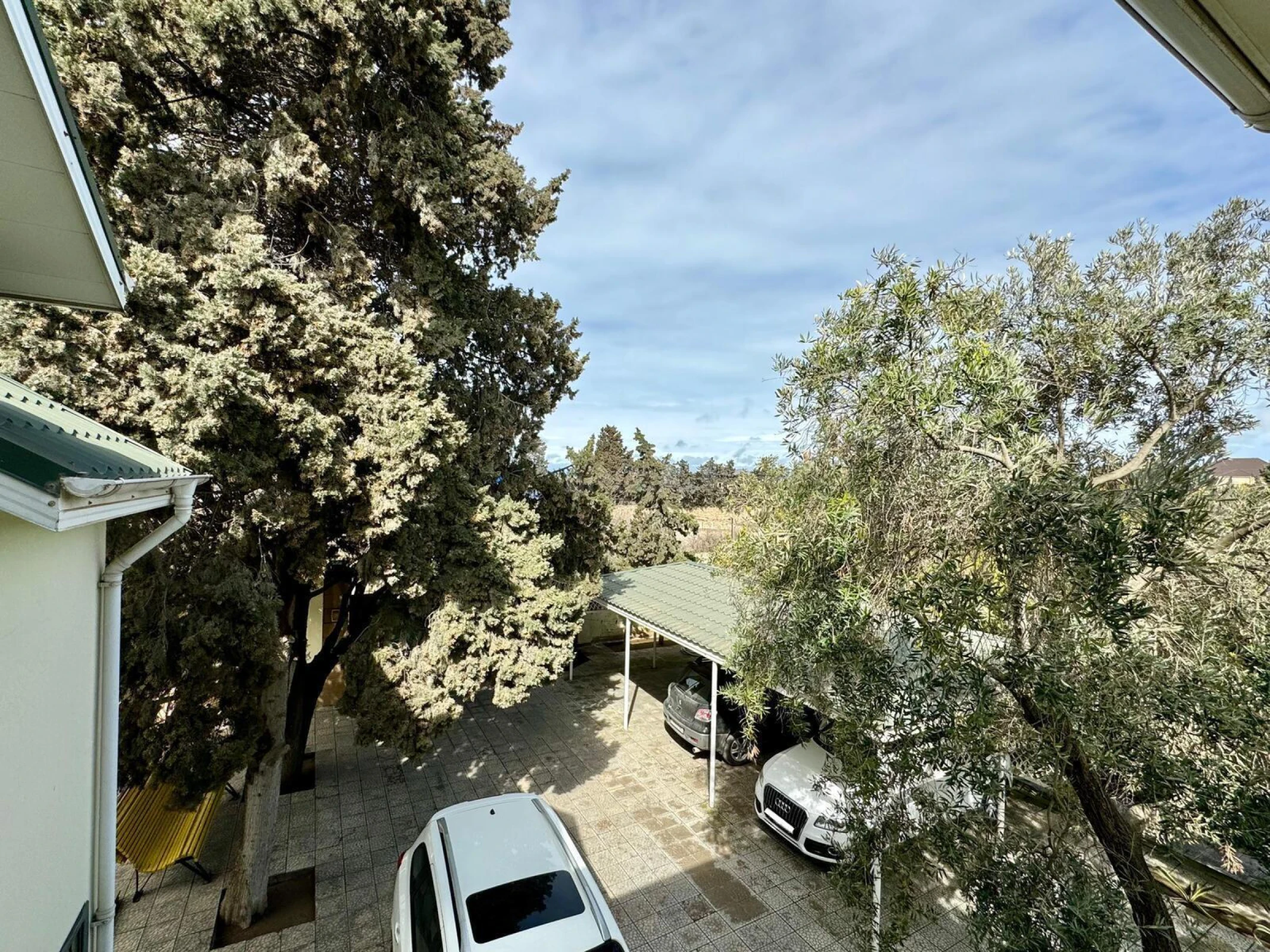 Kirayə verilir 6 otaqlı həyət evi 200 m²