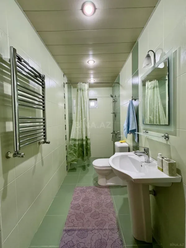 Kirayə verilir 6 otaqlı həyət evi 200 m²