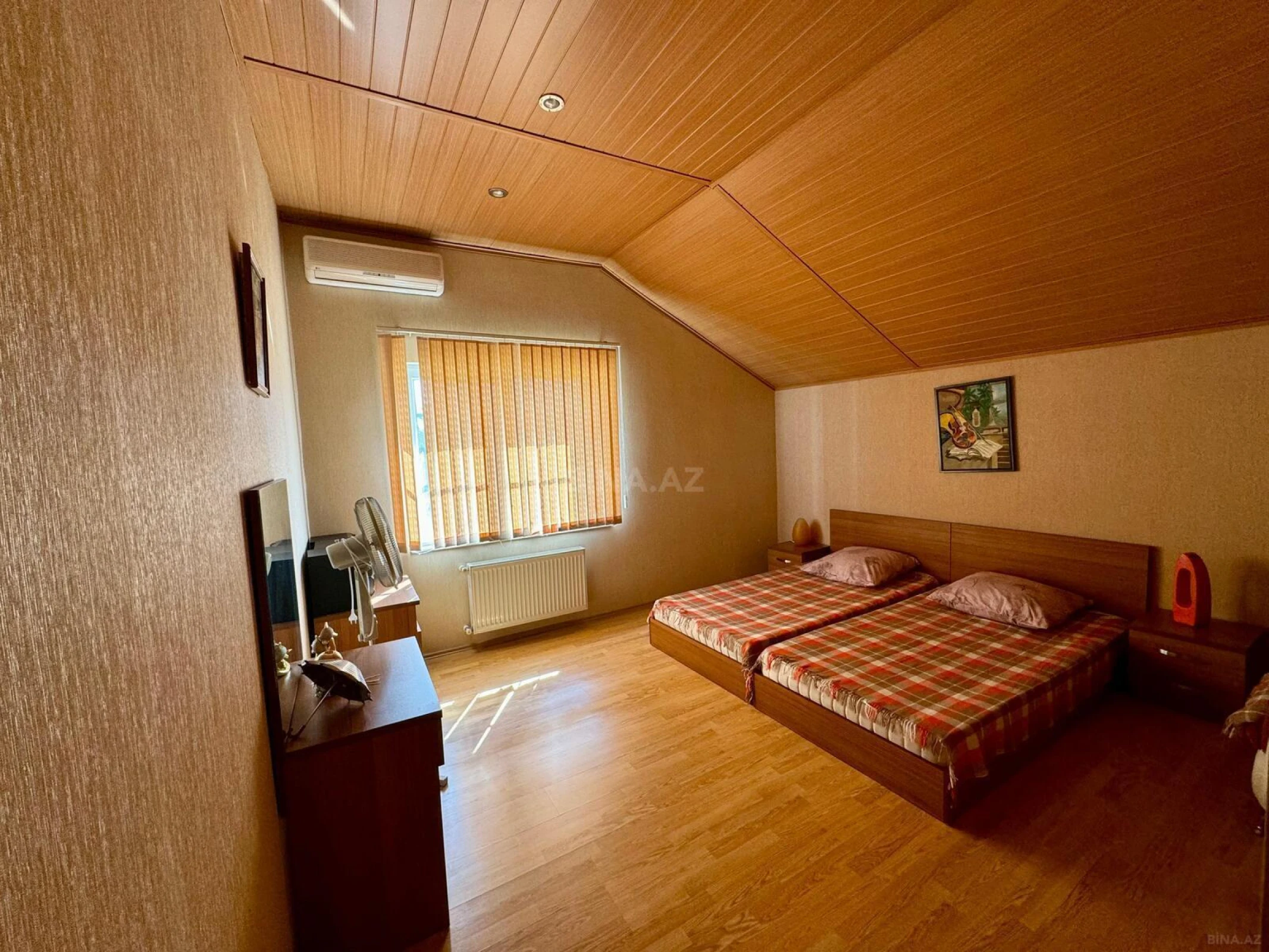 Kirayə verilir 6 otaqlı həyət evi 200 m²
