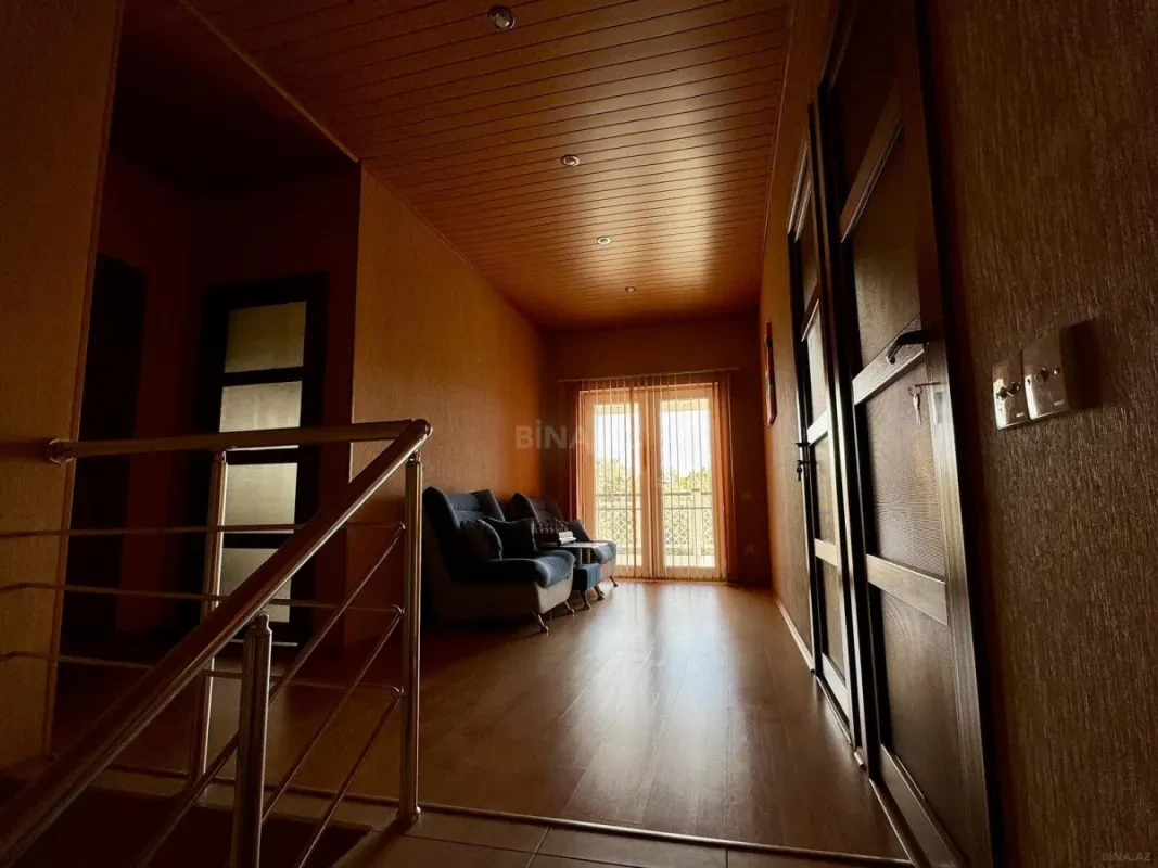 Kirayə verilir 6 otaqlı həyət evi 200 m²