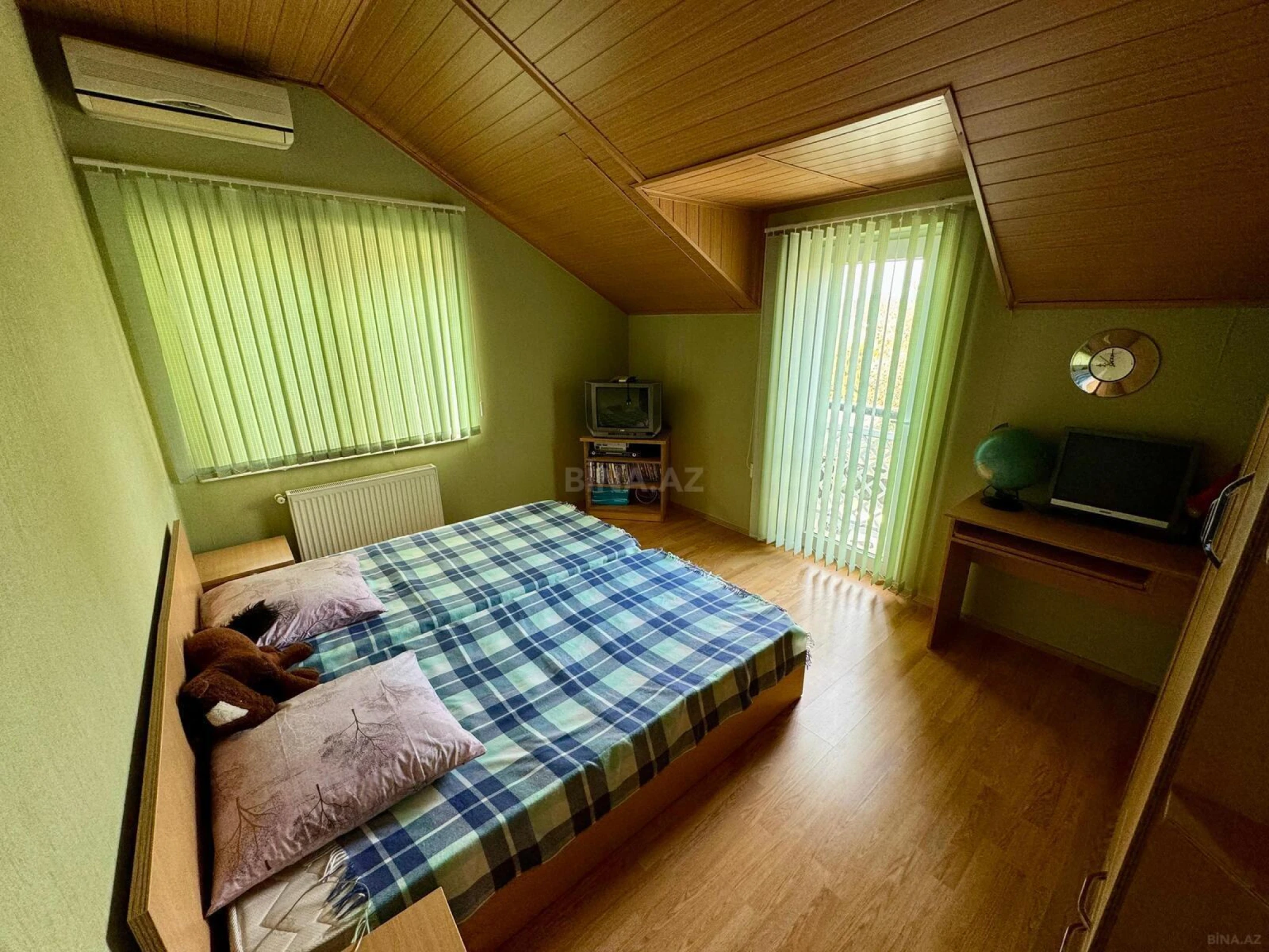 Kirayə verilir 6 otaqlı həyət evi 200 m²