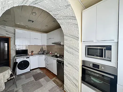 Satılır 5 otaqlı mənzil 120 m²
