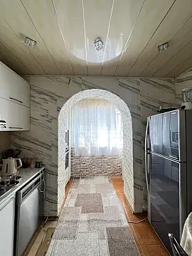 Satılır 5 otaqlı mənzil 120 m²