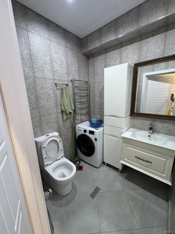 Kirayə verilir 3 otaqlı mənzil 140 m²