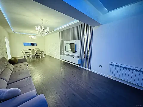 Kirayə verilir 3 otaqlı mənzil 140 m²