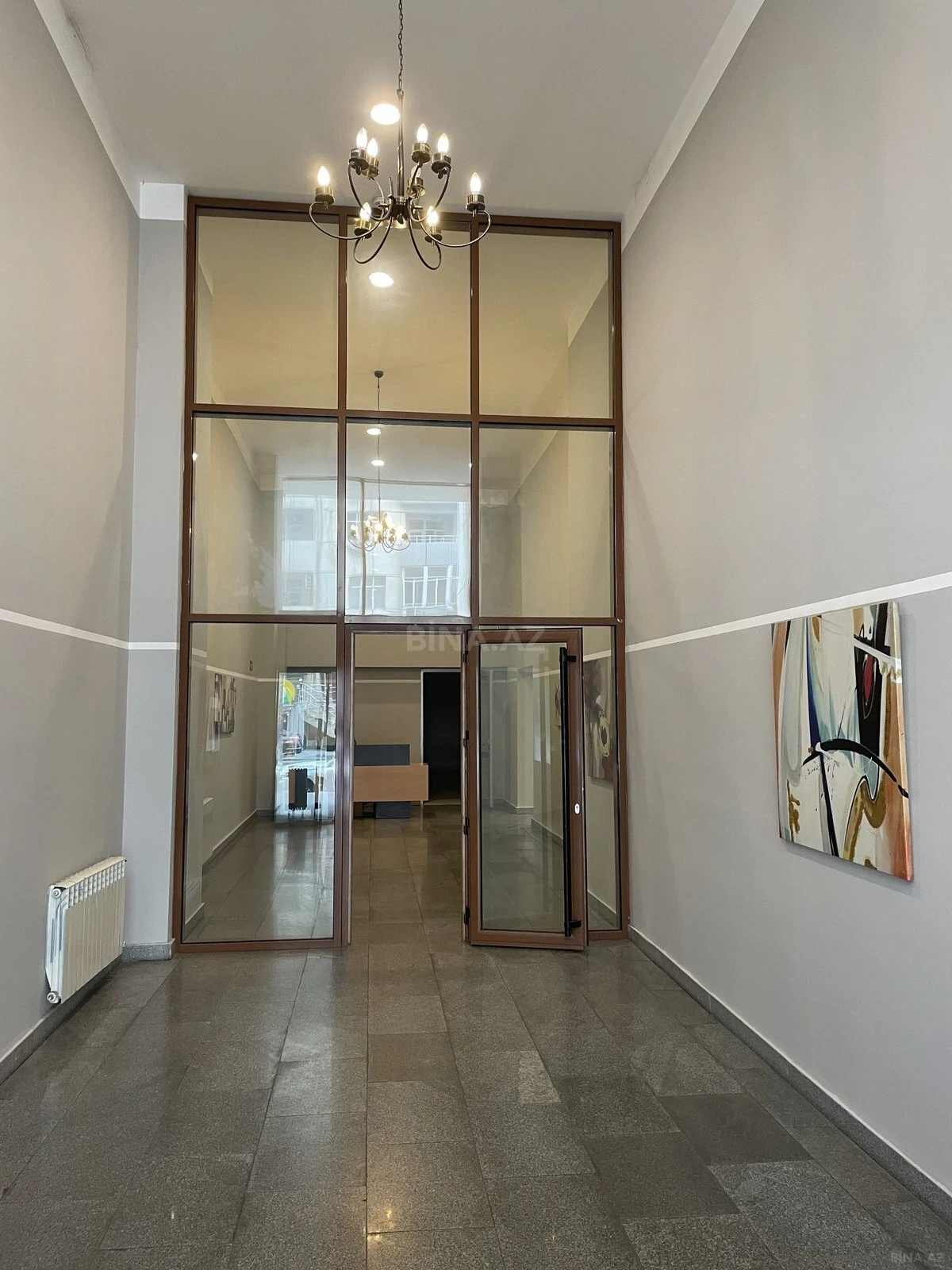 Kirayə verilir 3 otaqlı mənzil 140 m²