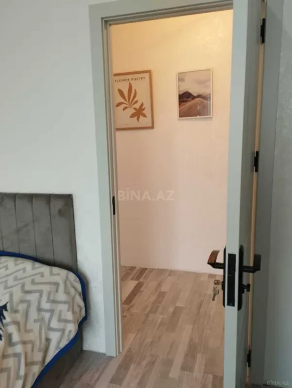 Satılır 2 otaqlı mənzil 65 m²
