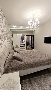 Satılır 3 otaqlı mənzil 130 m²