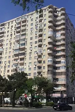 Satılır 3 otaqlı mənzil 135 m² — Bakı 3 otaq 135.00 m²