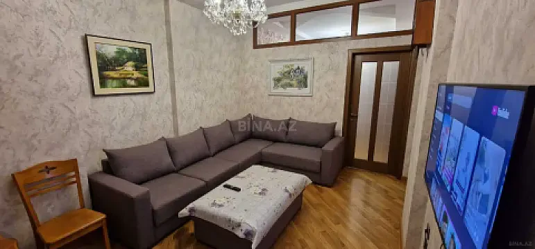 Satılır 3 otaqlı mənzil 109 m²