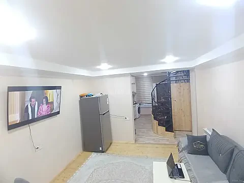 Kirayə verilir 2 otaqlı mənzil 70 m²