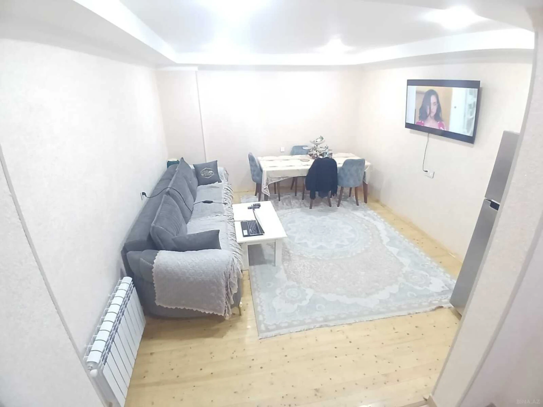 Kirayə verilir 2 otaqlı mənzil 70 m²