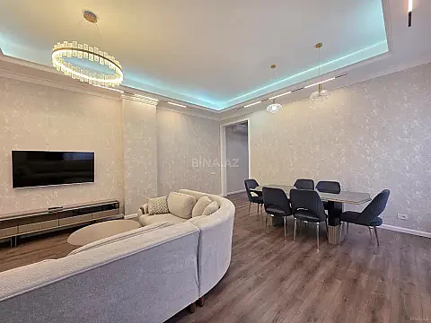 Kirayə verilir 3 otaqlı mənzil 130 m²