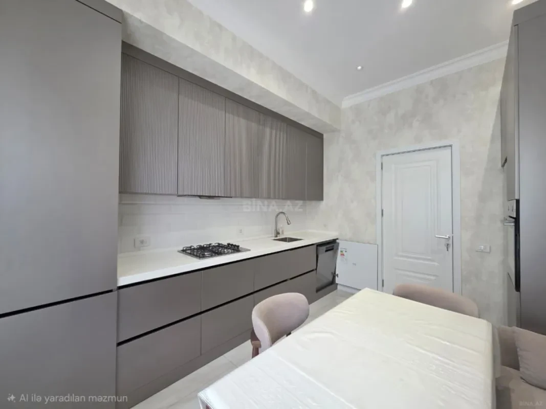 Kirayə verilir 3 otaqlı mənzil 130 m²
