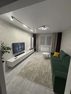 Kirayə verilir 2 otaqlı mənzil 80 m²