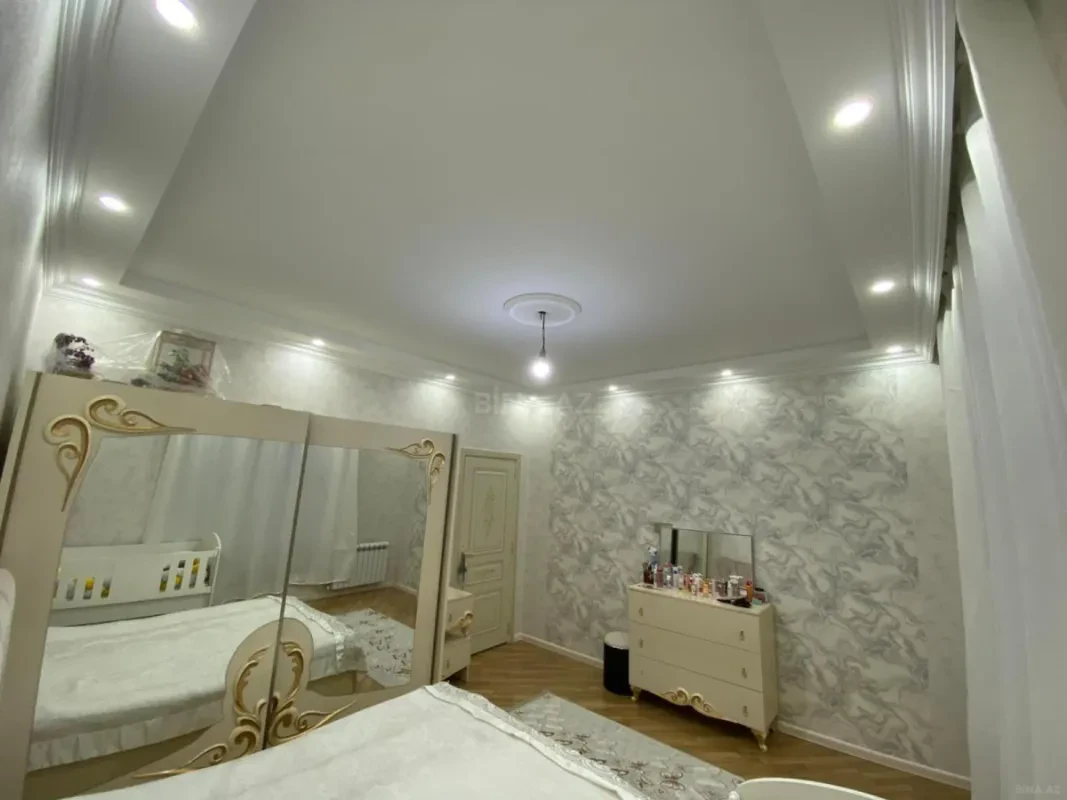 Satılır 4 otaqlı həyət evi 130 m²