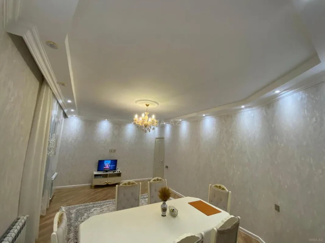 Satılır 4 otaqlı həyət evi 130 m²